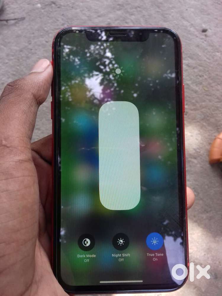 iPhone xr 128 gb oll ok condition