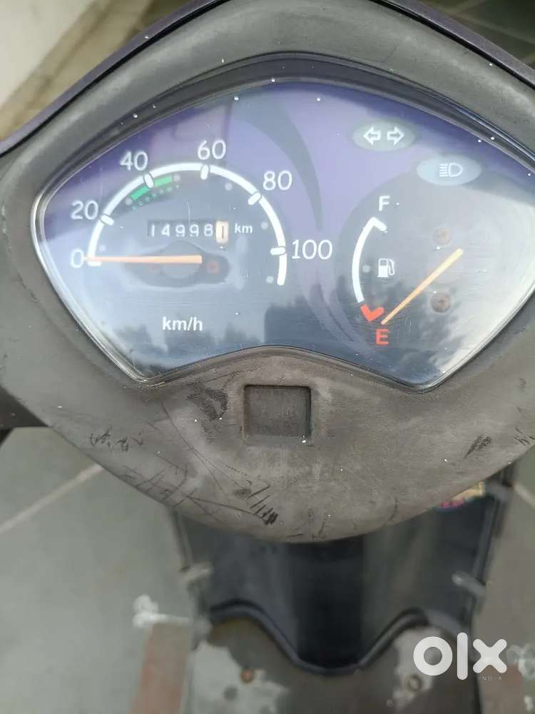 want to sale Honda Activa i Model 2013 less driven