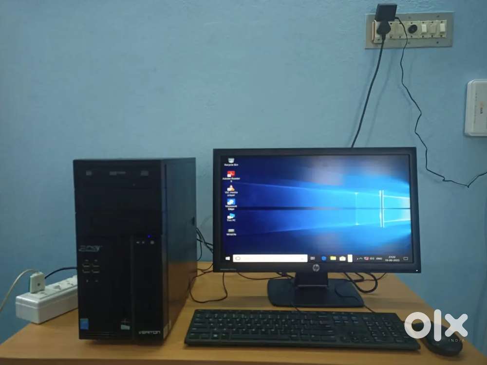 Acer i5 4gen 8gb ram 500gb hhd