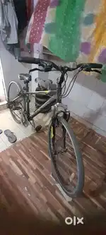 Brand new condition bycycle back and front gear good condition