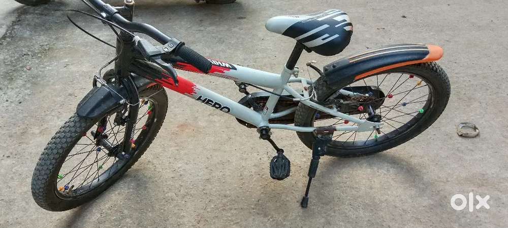 Very good condition 6 mont use New purchase 7500