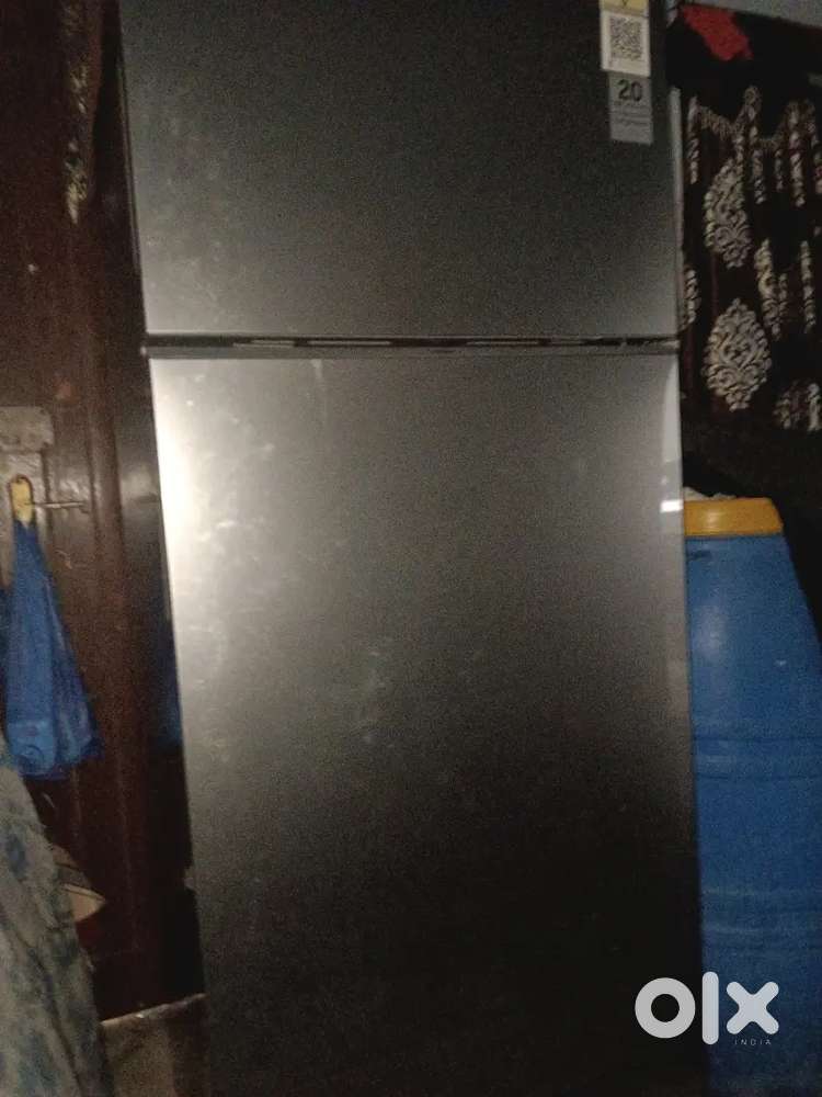 It's a new brand new fridge۔۔double door