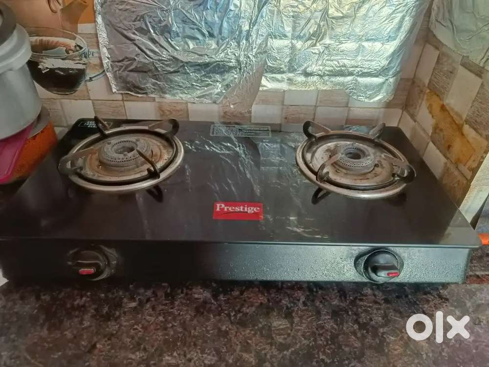 Urgent Selling - Prestige 2 burner Gas Stove Glass Top