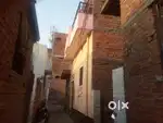 Bana hua hai 6 Room hai 2 bathroom hai room bada hai sab