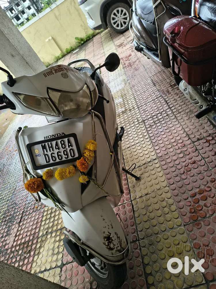 Very good condition activa 3g for sale