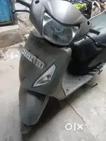 Bhai bahut mast condition hai scooty ki 1 owner hai gadi