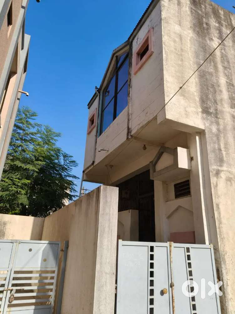READY TO MOVE 2 BHK TENAMENT FOR SELL