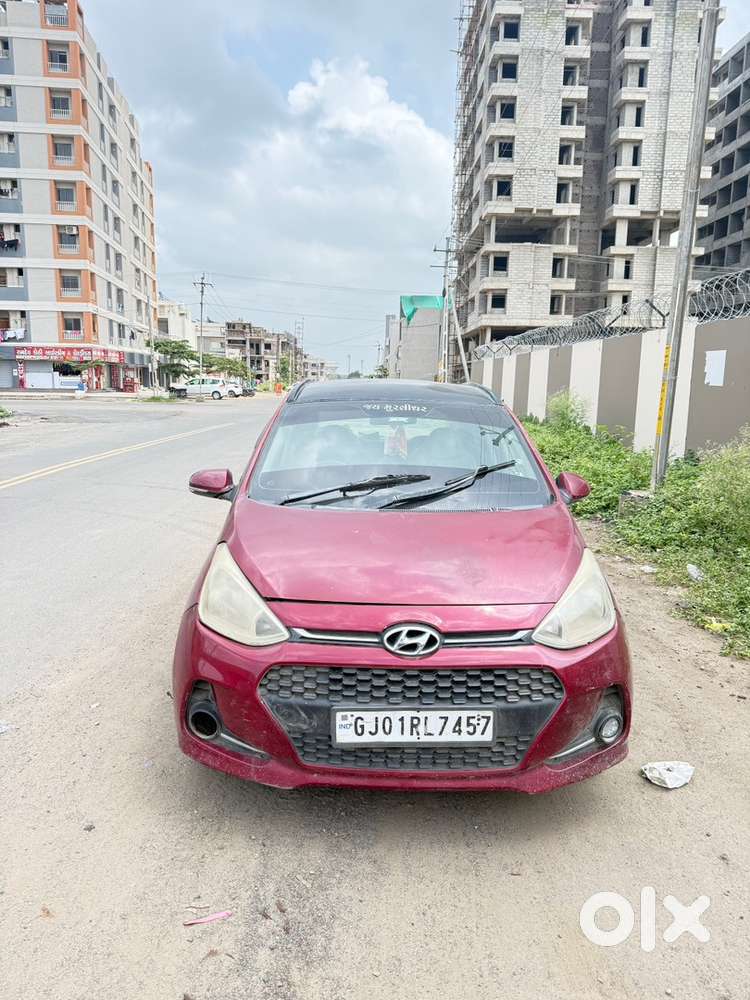 Hyundai Grand i10 2015 Petrol Well Maintained