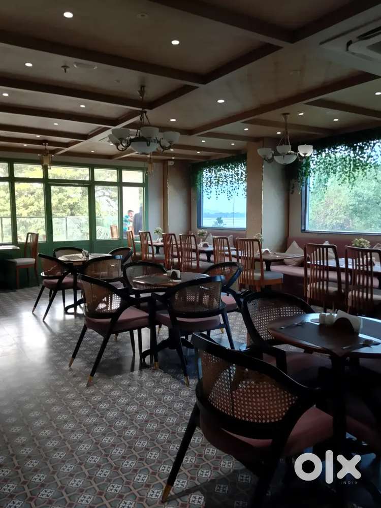 F&B service