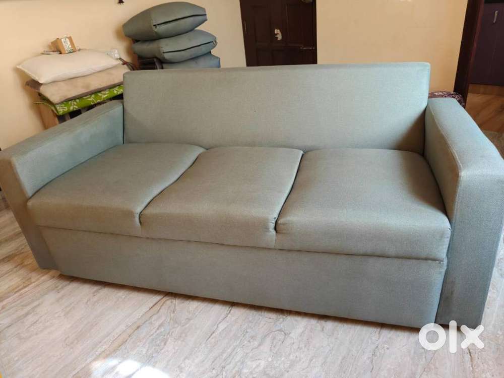 3-Seater Grey Sofa in Excellent Condition – Hardly Used