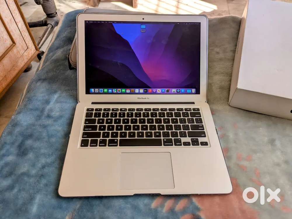MacBook Air 13” (8GB RAM, 128GB Storage) Exc. Condition