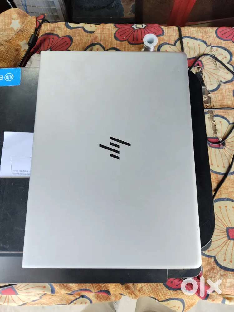 Hp i5 8 generation laptop sell me hai 8 gb ram hai 256 gb SSD hai