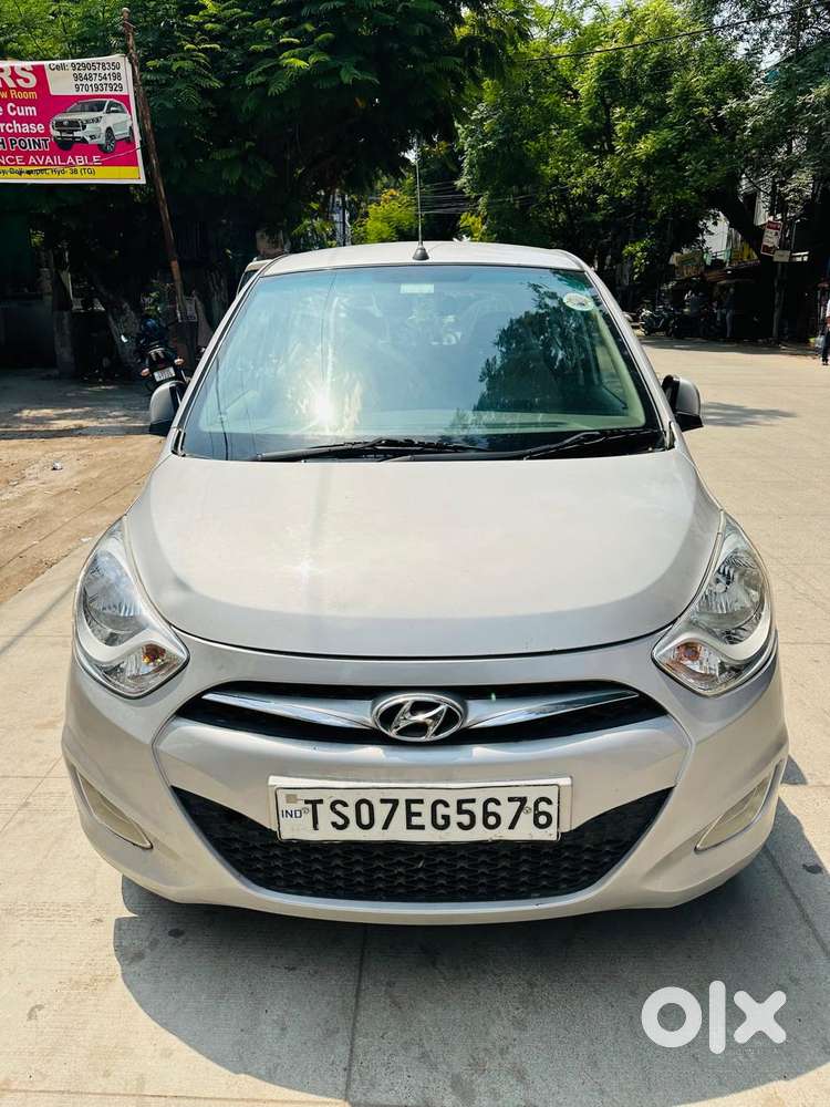 Hyundai i10 Sportz, 2011, Petrol
