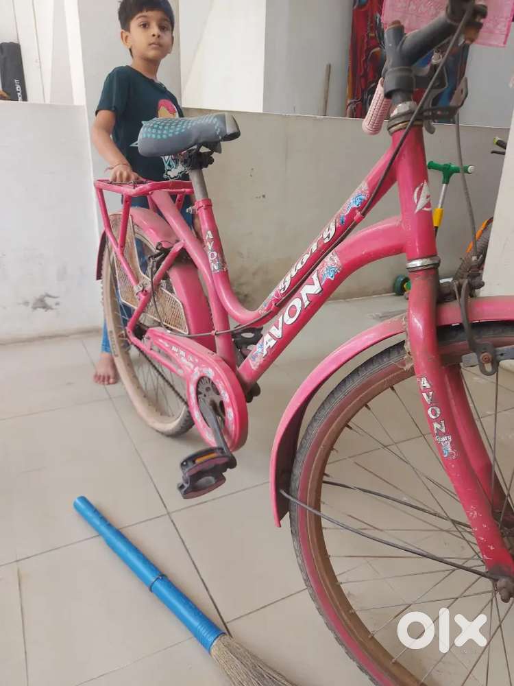 AVON - Girl’s Bicycle for Sale – Excellent Condition