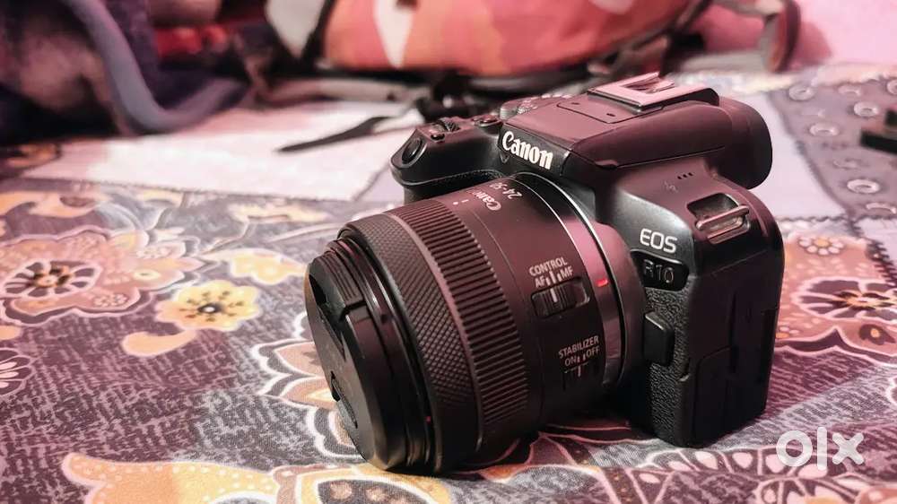 Canon R10 mirrorless cmera New condition