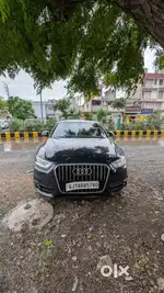 AUDI Q3 TDI Q MULTITRONICS (with sunroof)