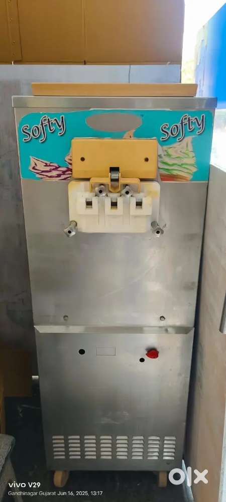 Softly icecream  machine