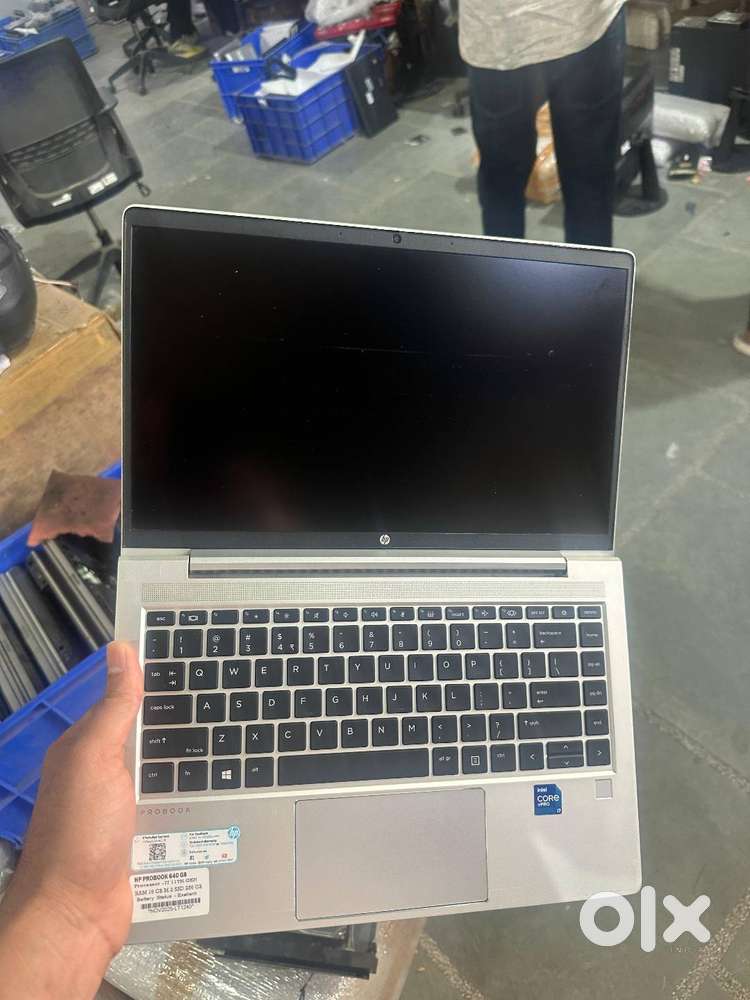 Hp Probook 640 G8 Core I7 11th gen 16/256gb ssd web cam adaptor 14