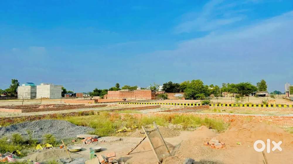 बहुत ही प्राइम लोकेशन में प्लाट खरीदे