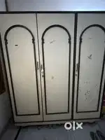 3 door wooden elmira