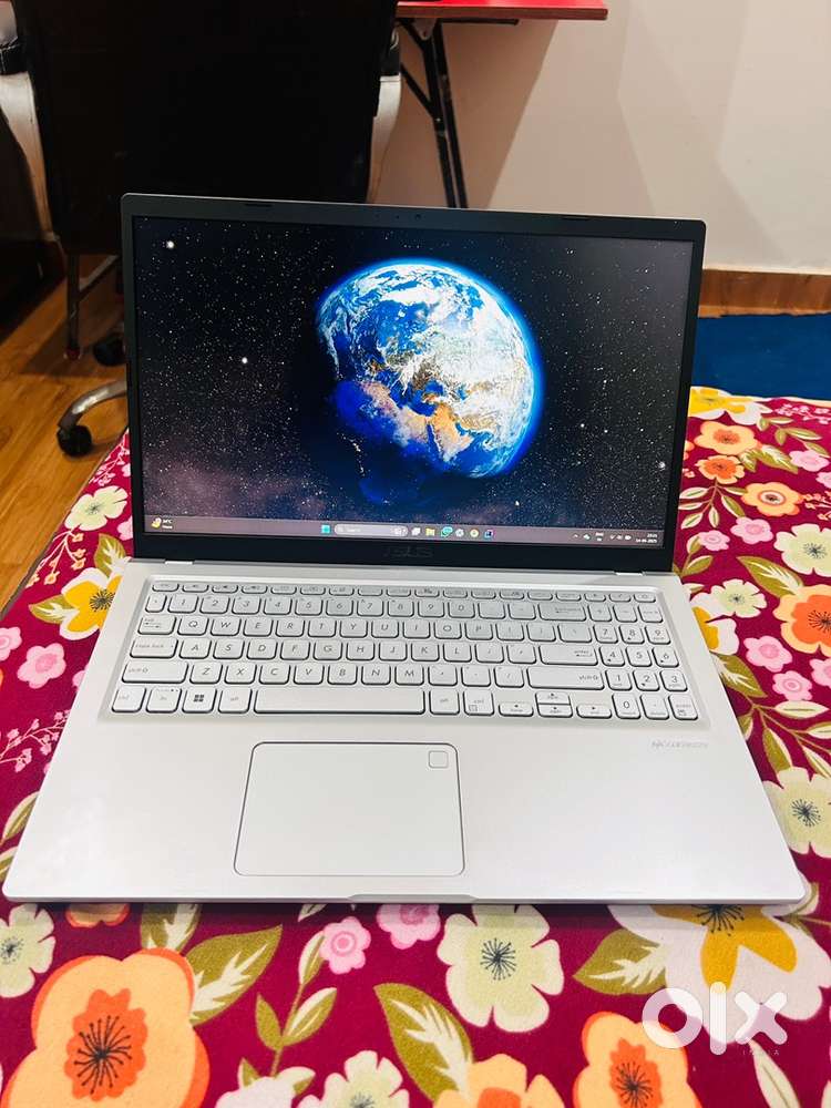 Asus vivobook 15