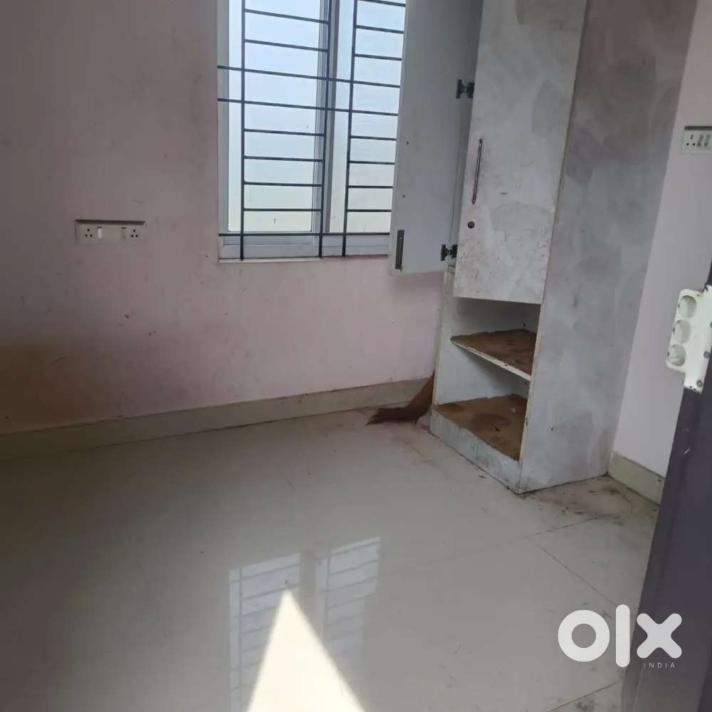 Single room for rent safe and secure place