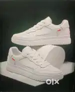 CASUAL SHOES