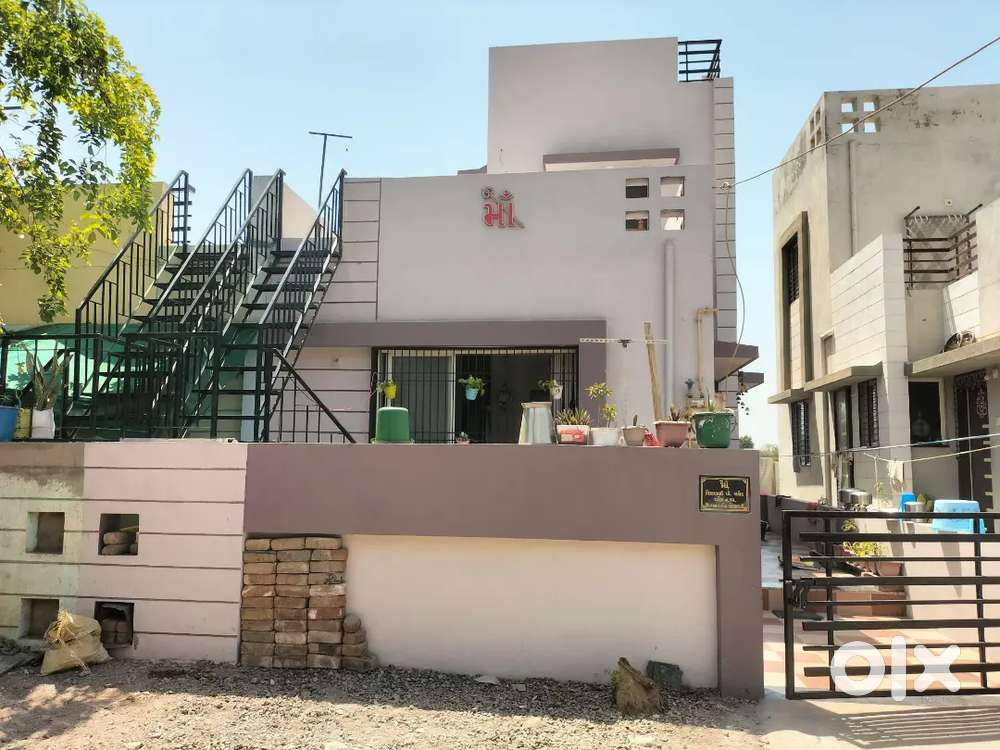 2 BHK 96 var House For sell