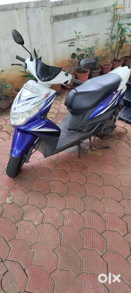 Yamaha Cygnus Ray Z 2016