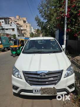 Toyota Innova 2014 Diesel 110000 Km Driven