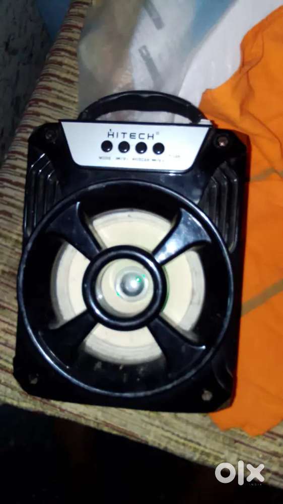 HITECH Bluetooth Speaker + Intex UPS