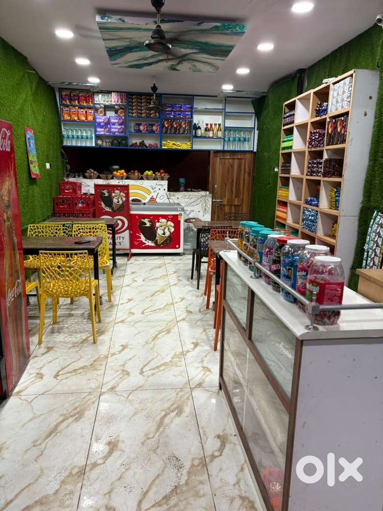 Cafe shop juice master