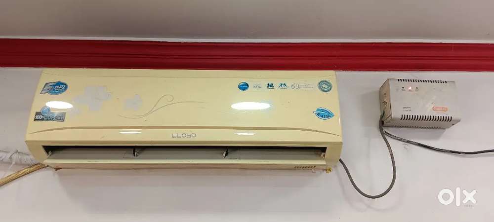 Lloyd 1.5 ton AC with Good Condition