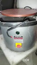 Electric Wheel  Potter