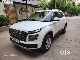 Hyundai Venue SX Dual Tone Turbo, 2022, Petrol