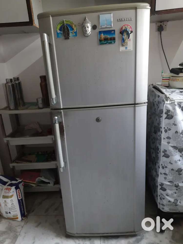 Double door fridge