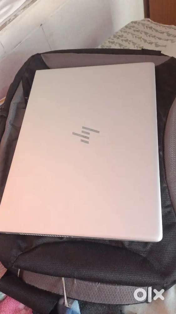 Hp laptop Elitbook  840 G5 core i7 8th generation