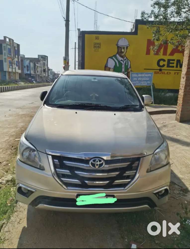 Toyota Innova type4 2010 Diesel Well Maintained