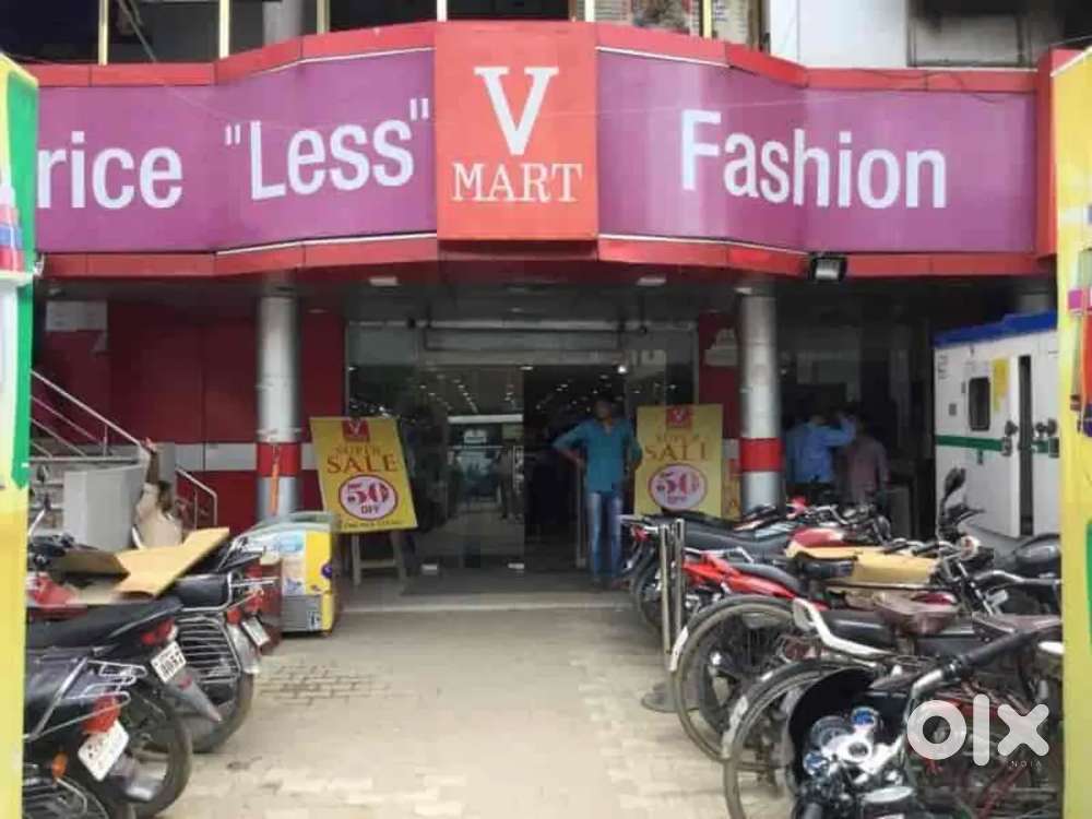 ( HR ASTHA ) वी = मार्ट में पुरुष / महिला की आवश्यकता है।