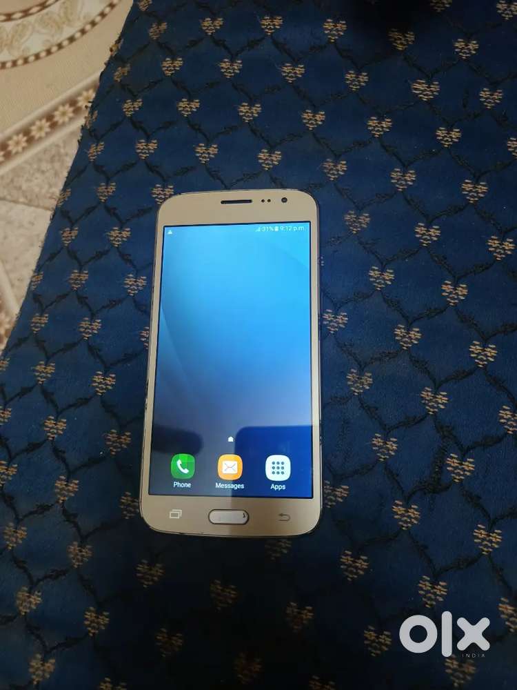 Samsung J2 (2016)