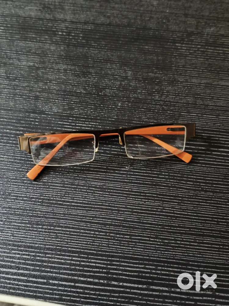 Eye glasses frame with zero power