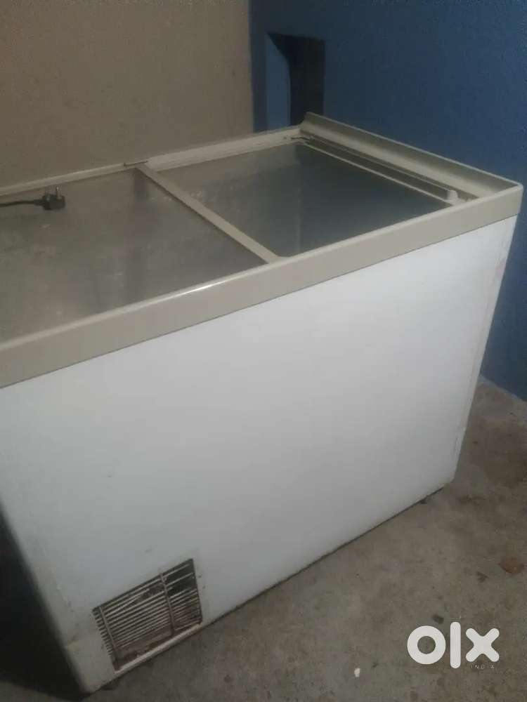 Deep freezer- fridge