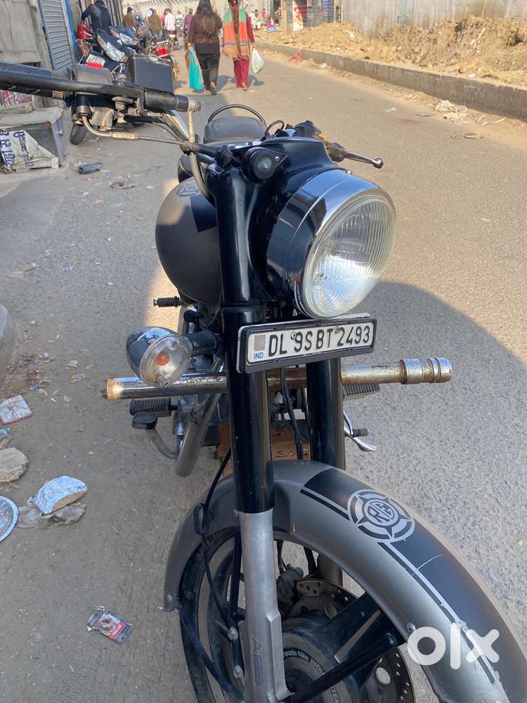 Well maintained new battery orginal engine