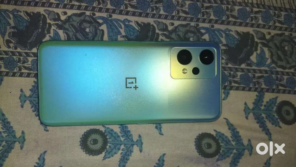 Super fantastic condition urgent money needed 6gb ram