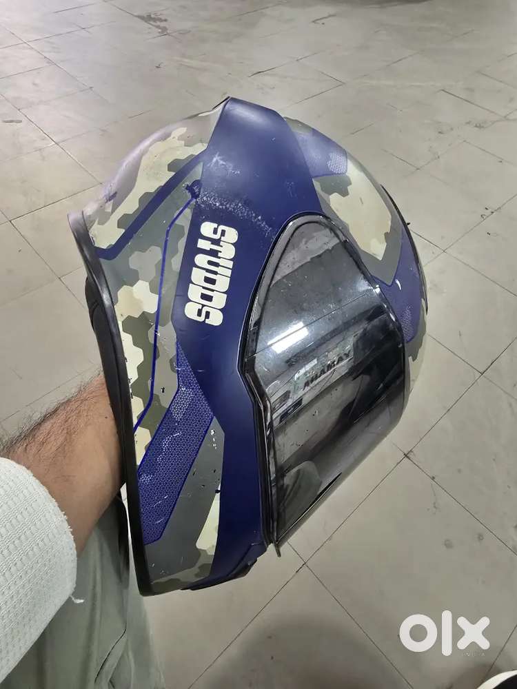 STUDDS HELMET 1300g all original sle price 1500