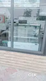 Display freezer