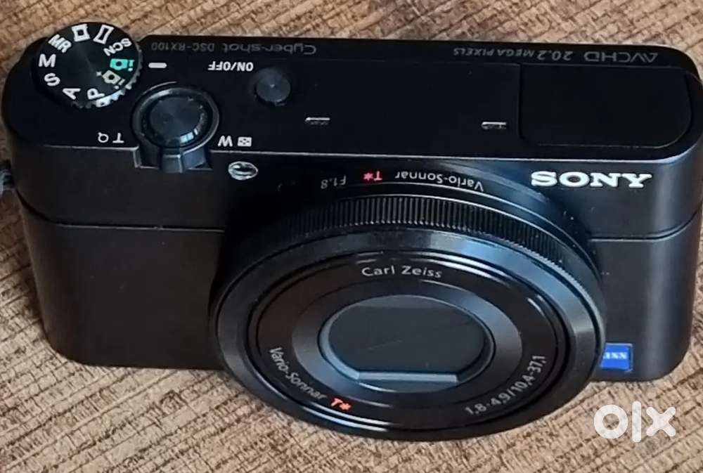 SONY DSC - RX100/CIN 5 ( 80812823 ) AS NEW NEVER USED