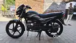 Super splendor bhut acchi condition hai engine me koi kaam nhi hai