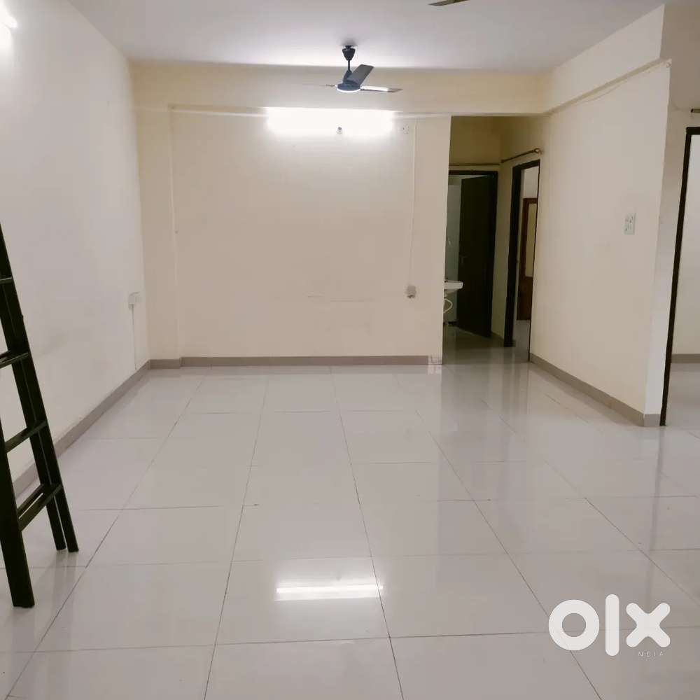 3bhk flat on rent at campus society of khajrana ring road for family