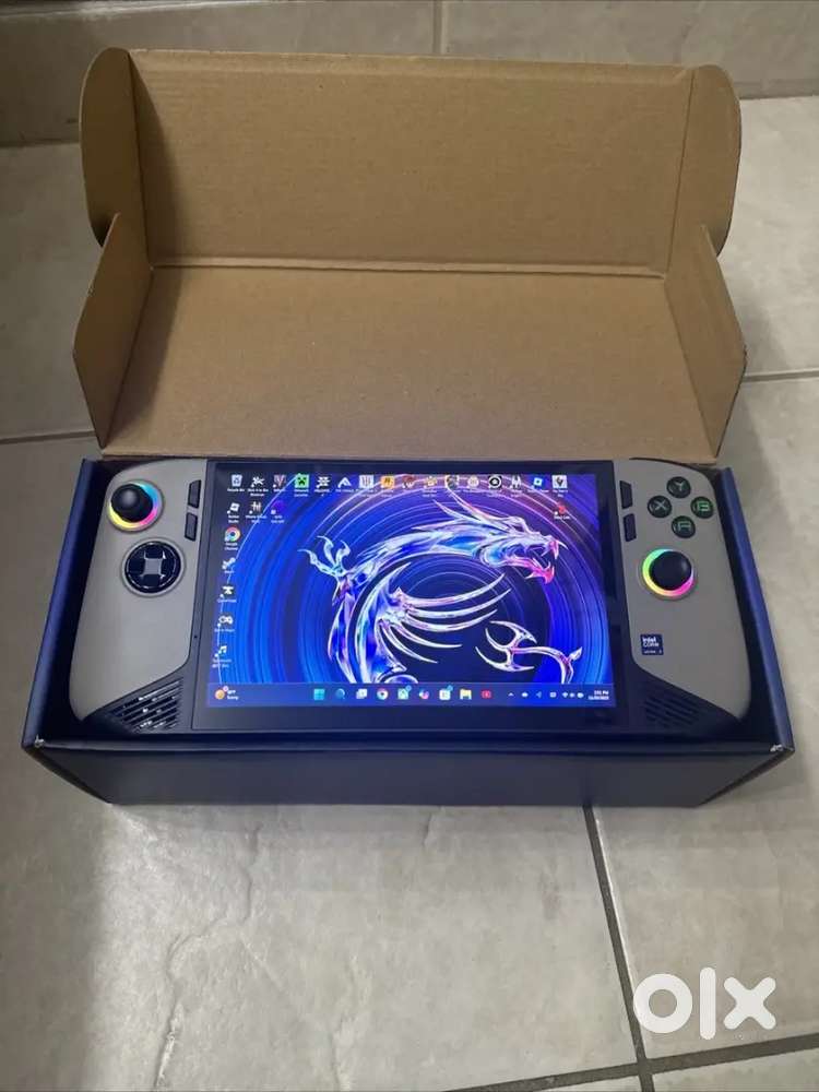 MSI Claw 8 AI+ A2VM 8'' 32GB 1TB Handheld Portable Gaming Laptop Intel